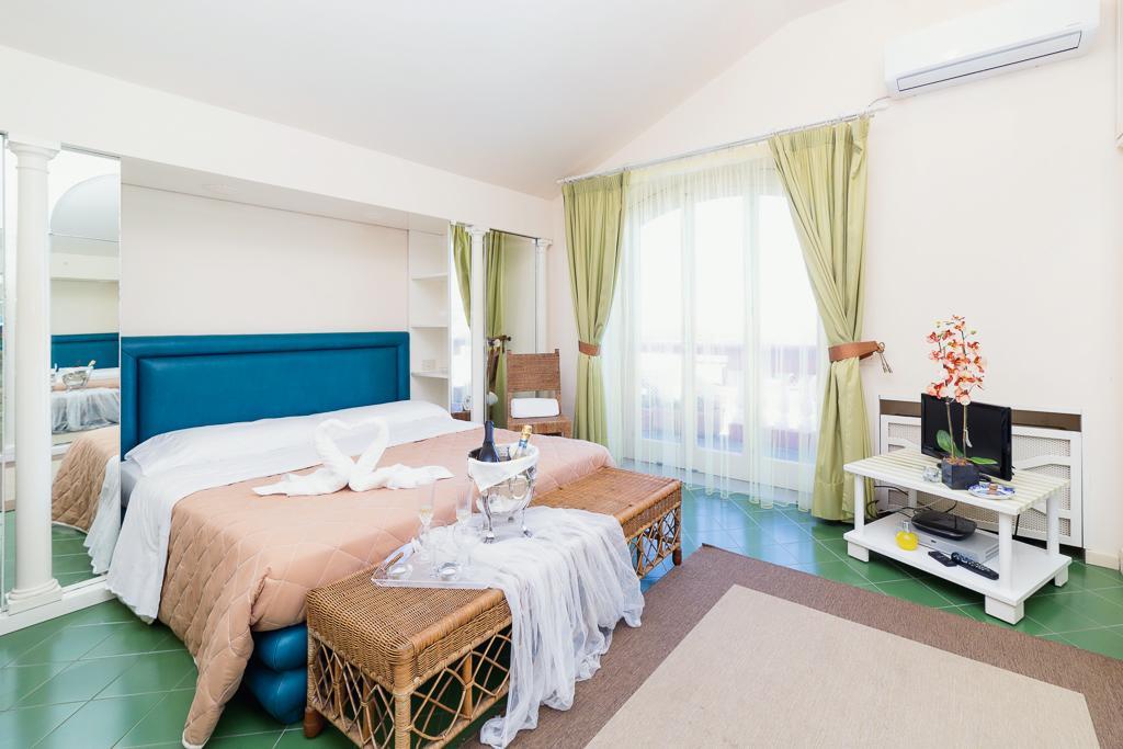 I Giardini Di Giano Bed & Breakfast Torre Faro Exterior photo
